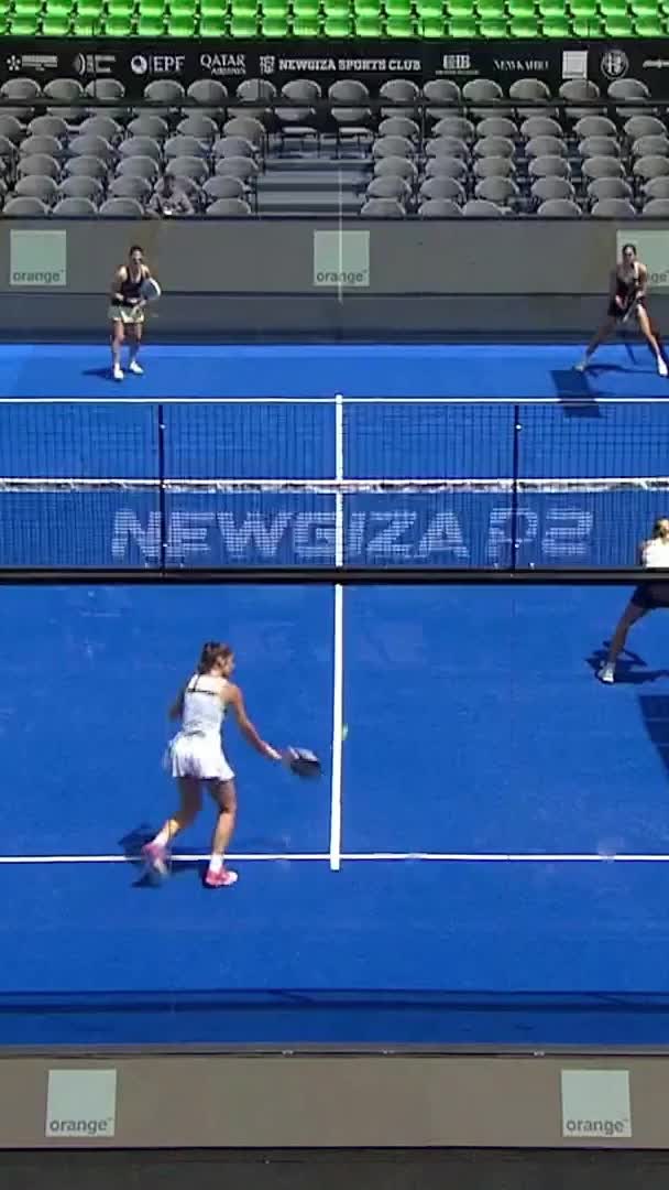 Arruabarrena gets the break point right back to take the first set into a tiebreak after an error from Montes
