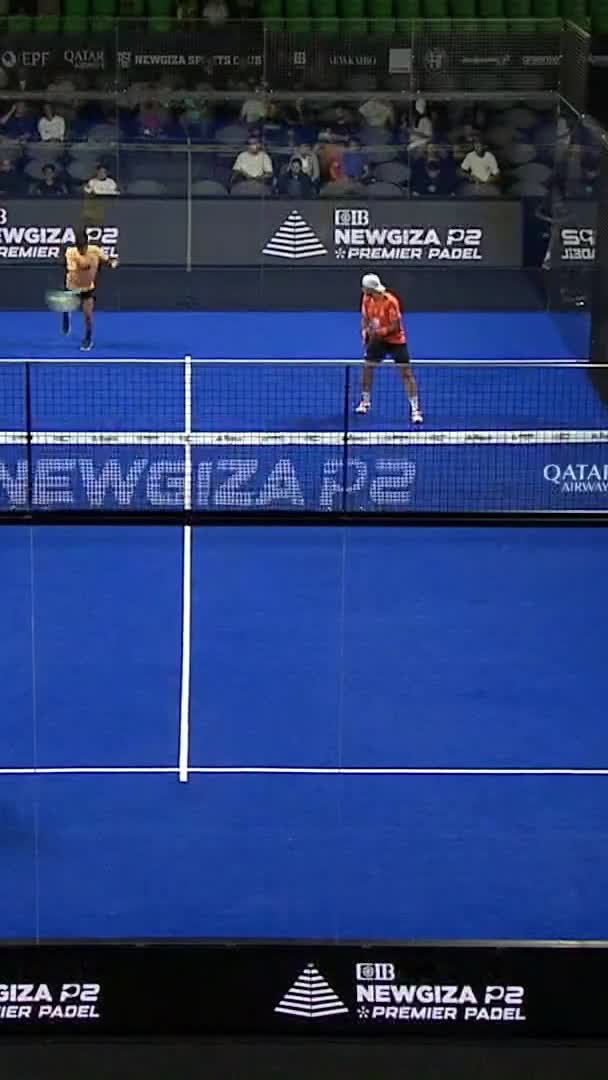 Great back to back smashes by Galan