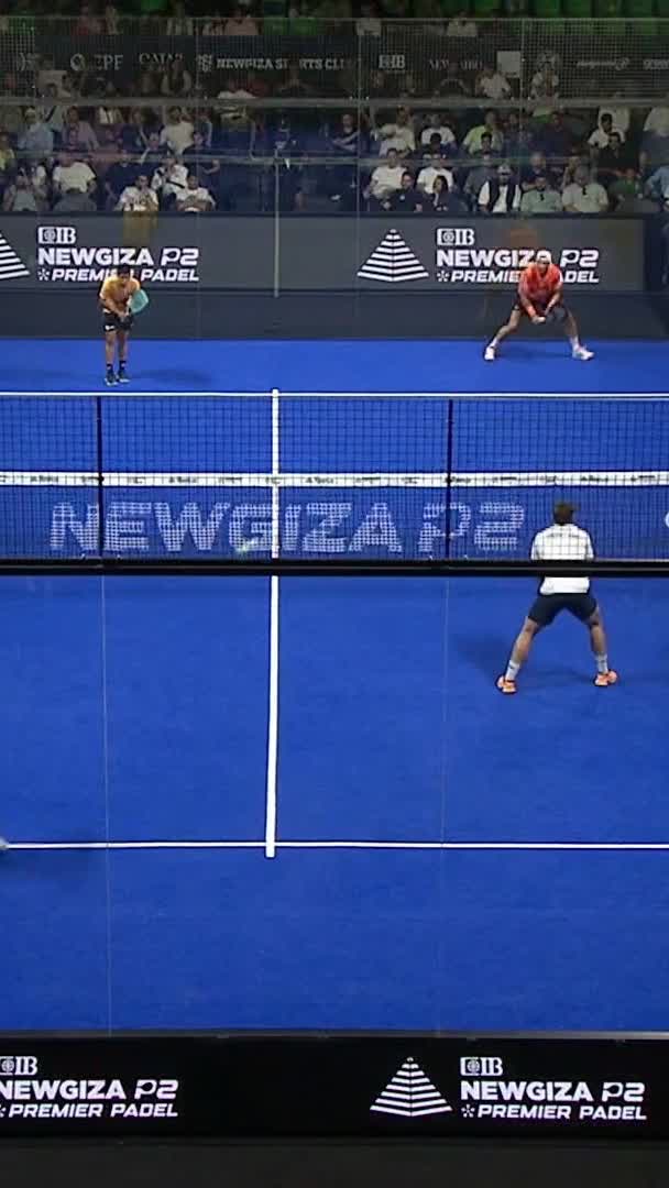Great x3 shot by Jimenez to save a break point against