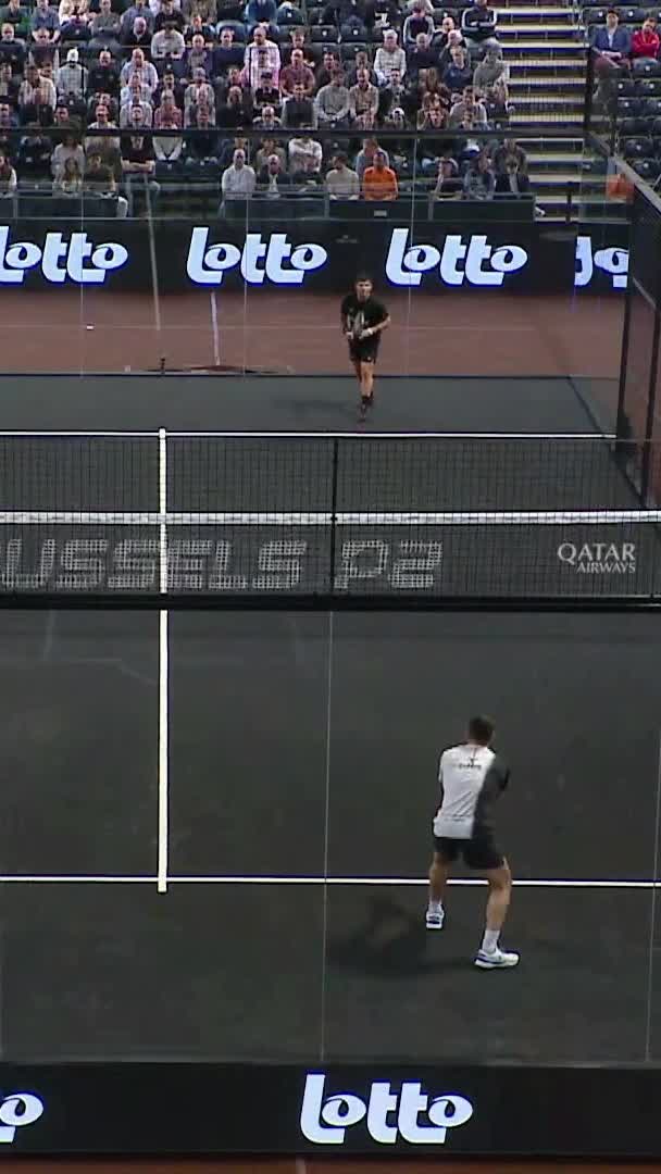 Campagnolo hits an x3 shot to win a great rally