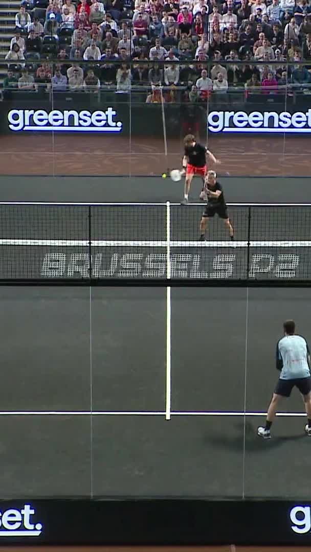 Guichard with an unreachable smash