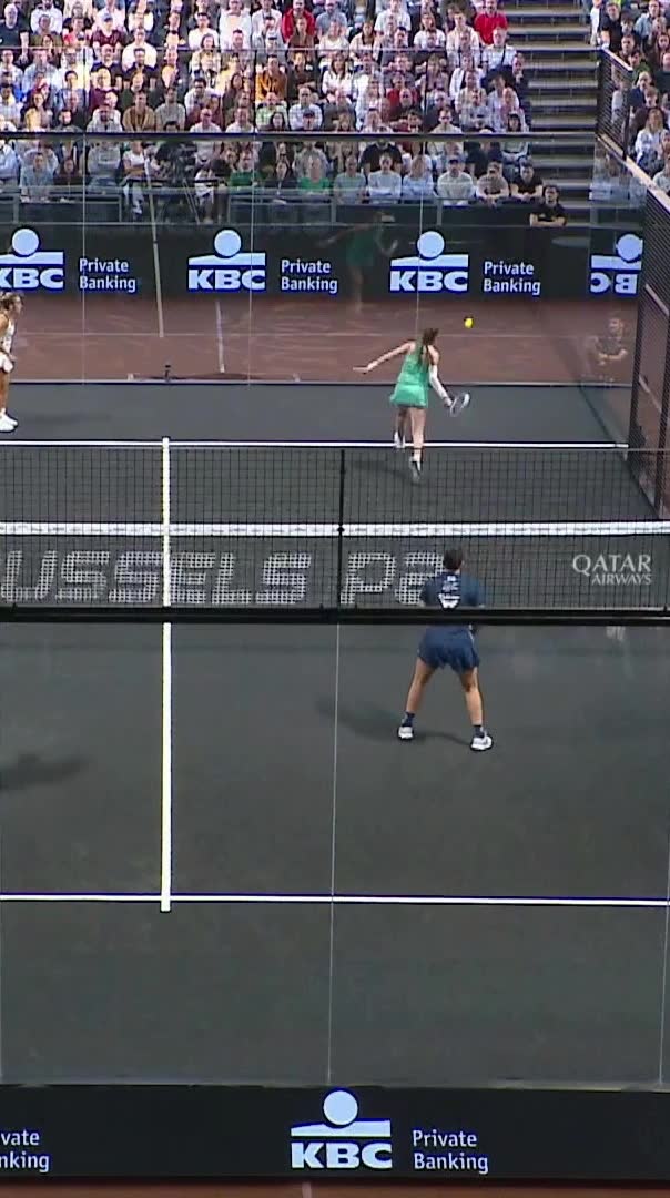 Great reaction by Claudia Jensen to change the ball’s direction