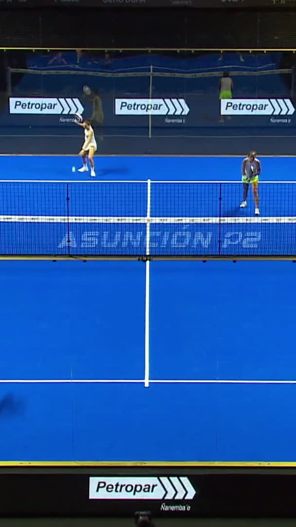 Rufo hits a forehand winner