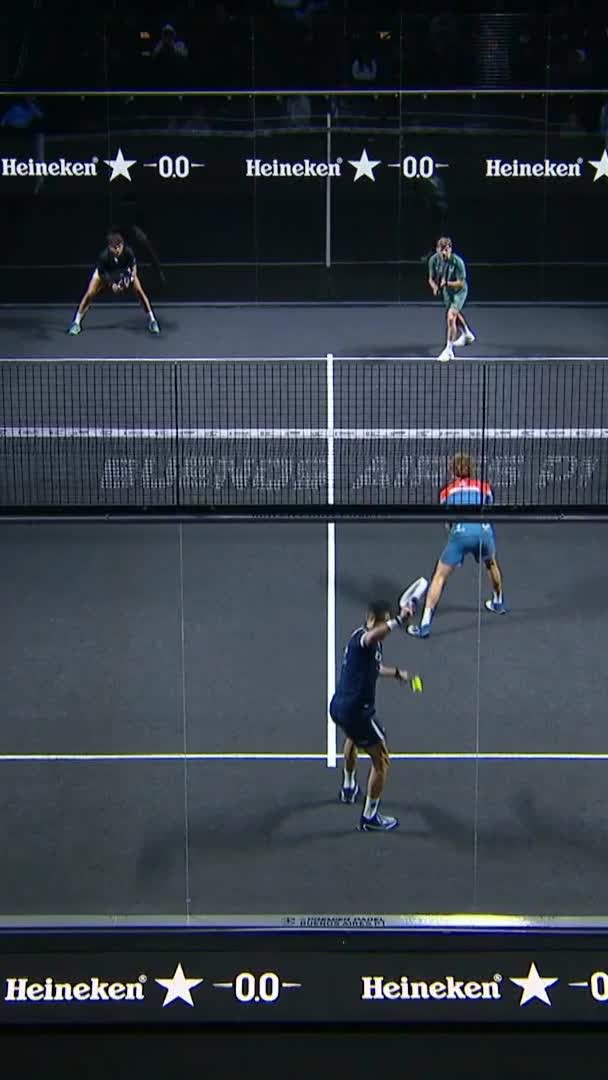 Magnificent forehand by Sanchez
