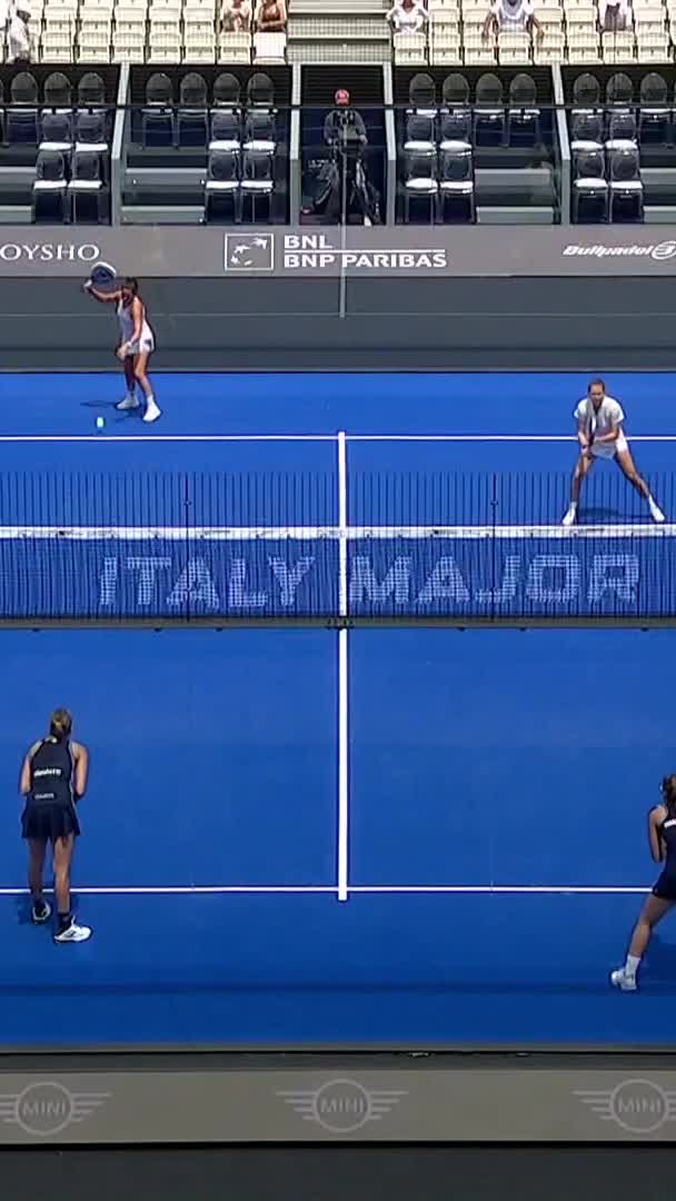 Talavan hits a great backhand shot