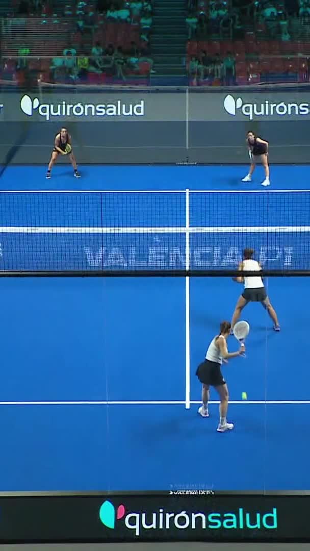 Extraordinaria forehand de Navarro