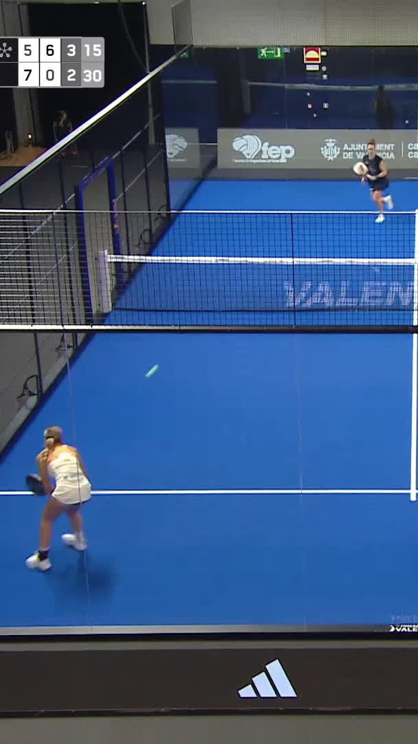 Great point won by Orsi with a volley