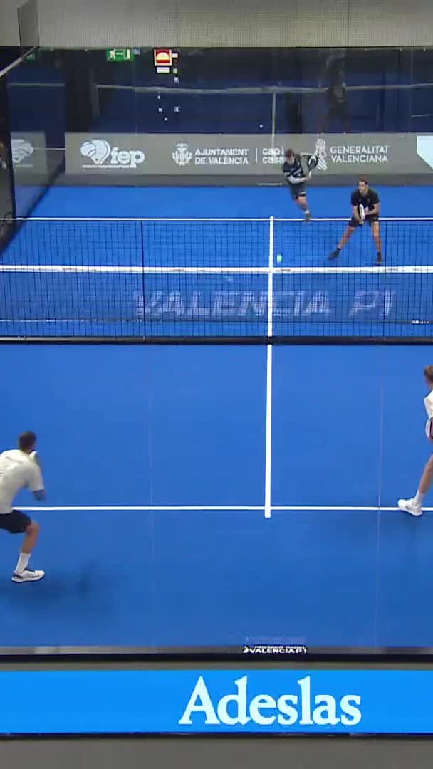 Cheeky around the net forehand shot by Jofre