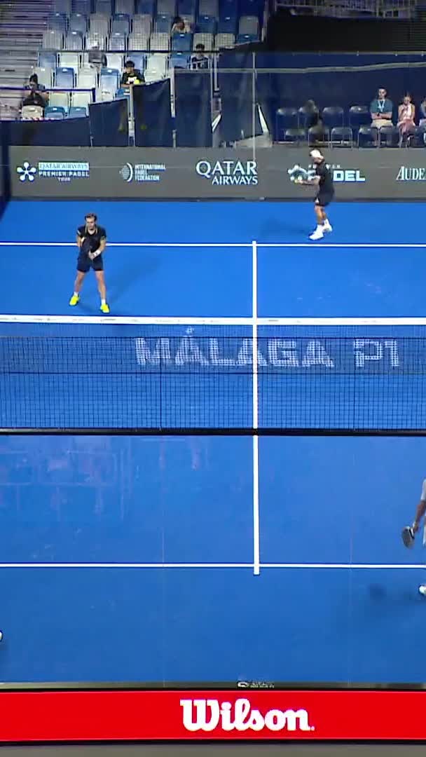 Diestro and Piotto break and win the match