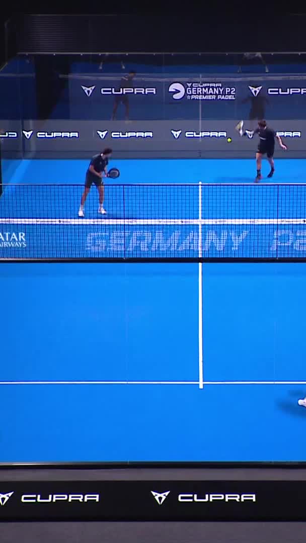 Guerrero hits a forehanded winner towards the corner to take their fifth game on star point
